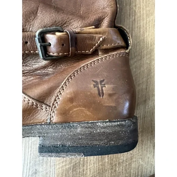 Frye Riding Boots Womens 7.5 B Brown Leather Knee High Side Zip Buckle 4001 - Picture 4 of 8
